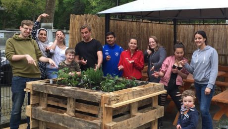 lbdm-team-vor-schlerbeet-e1530622183609-1024×998-2