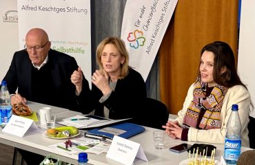 Karin Prien in der Stiftung in Mainz